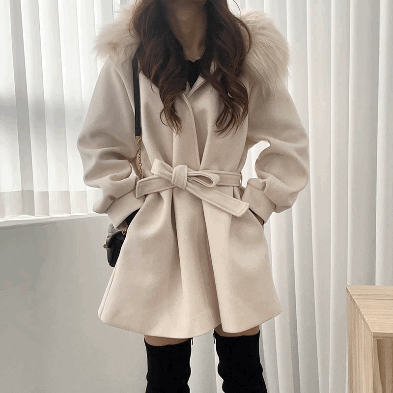 [연말룩/고퀄리티] 눈꽃 퍼후드 퍼프 코트 - coat (2 colors)